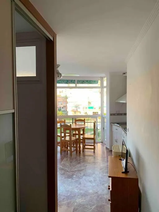 Apartment First Line Of The Sea Benalmádena
