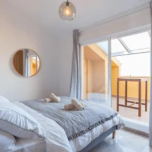 https://sol-increible-atico-en-malaga-con-piscina-garaje.hotelsinnerja.org