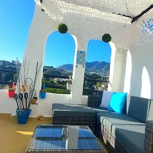 https://happy-holiday-home-pueblo-evita-charming-condo.1costadelsol.com
